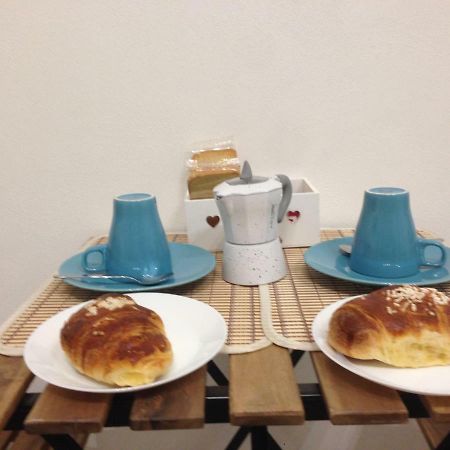 Domuschiara Bed & Breakfast Наполи Екстериор снимка